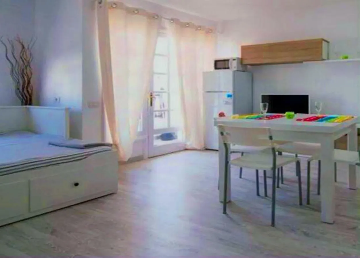 Apartamento Casita Blanca كوراليهو شقة